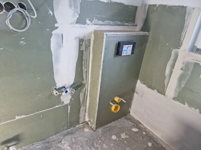 Trockenbau mit Vorwandinstallation